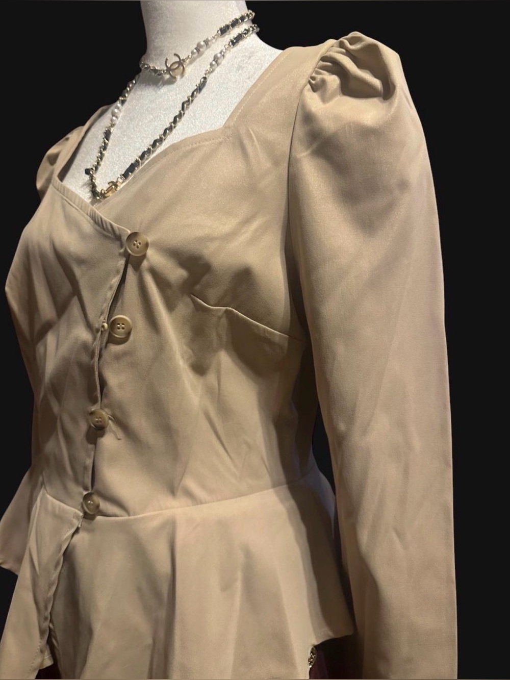 SHEIN Neutral Tan Peplum Buttoned Blazer